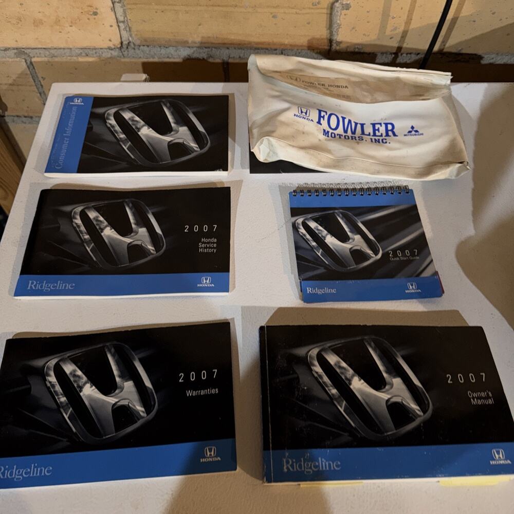 2007 Honda Ridgeline Owners Manual Set Blue Black With Beat Up White Case